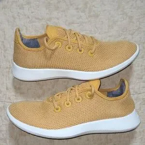 Tan allbirds deals